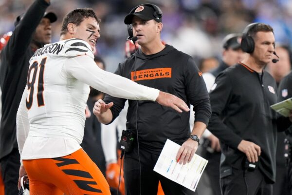 Bengals coach says he has spoken with Trey Hendrickson