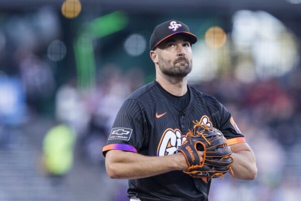 Giants’ Robbie Ray, Royals’ Kris Bubic test mettle in series opener