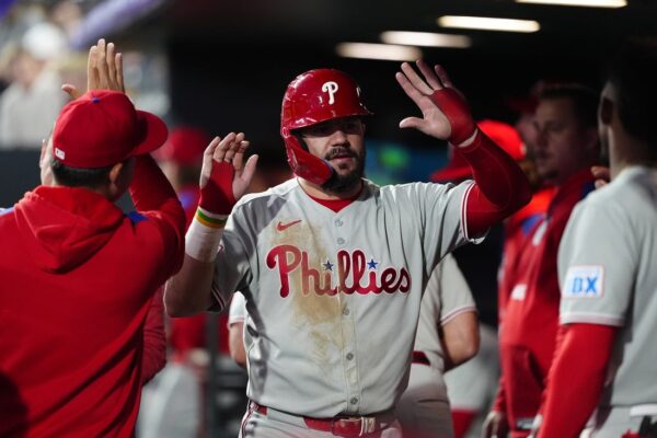 Phillies pursue four-game sweep of woeful Rockies