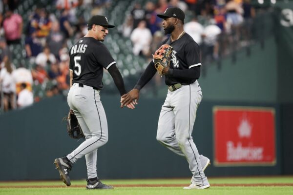 Rare Luis Robert homer (and double) spark White Sox past Astros