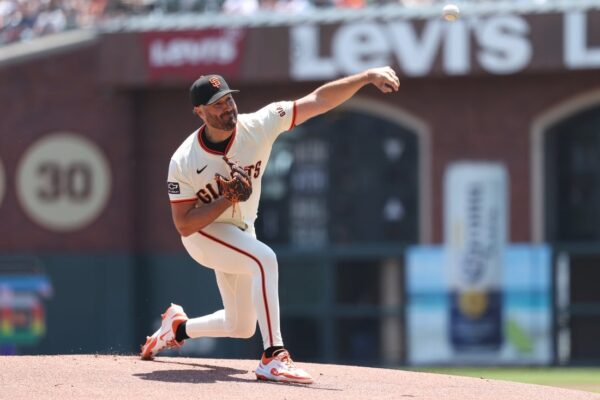 Robbie Ray, battle-tested Giants take aim at lowly Rockies