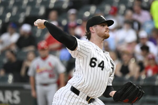 Fresh off series win, White Sox try to tame D-backs