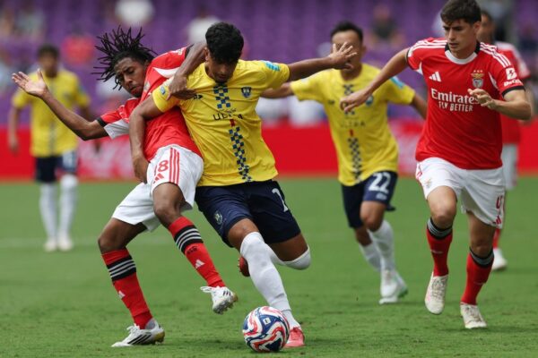 Benfica triumphs in lopsided, weather-delayed win over Auckland