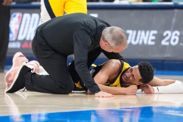 Pacers confirm torn Achilles for star Tyrese Haliburton