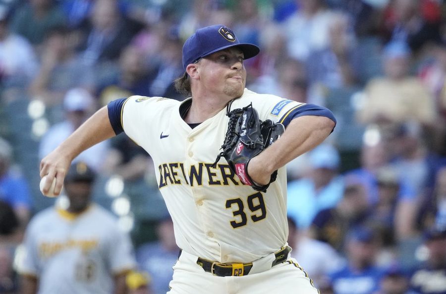 MLB: Pittsburgh Pirates at Milwaukee Brewers