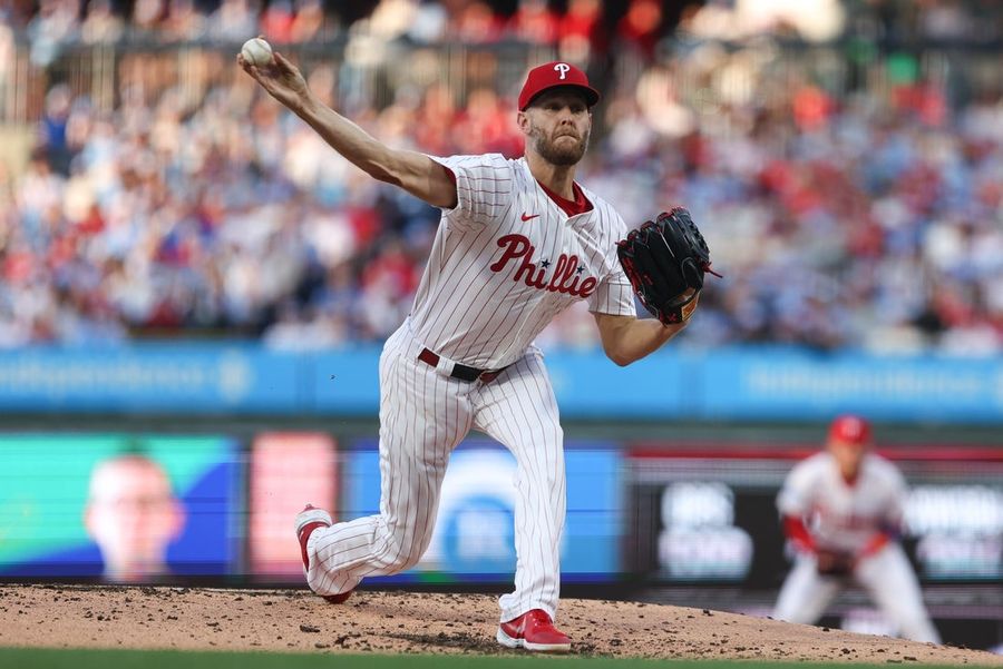 MLB: Game Two-Atlanta Braves at Philadelphia Phillies