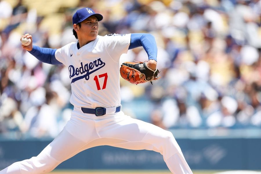 MLB: Washington Nationals at Los Angeles Dodgers