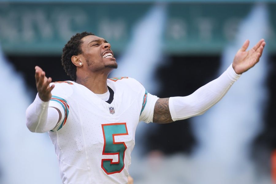 NFL: New England Patriots at Miami Dolphins
