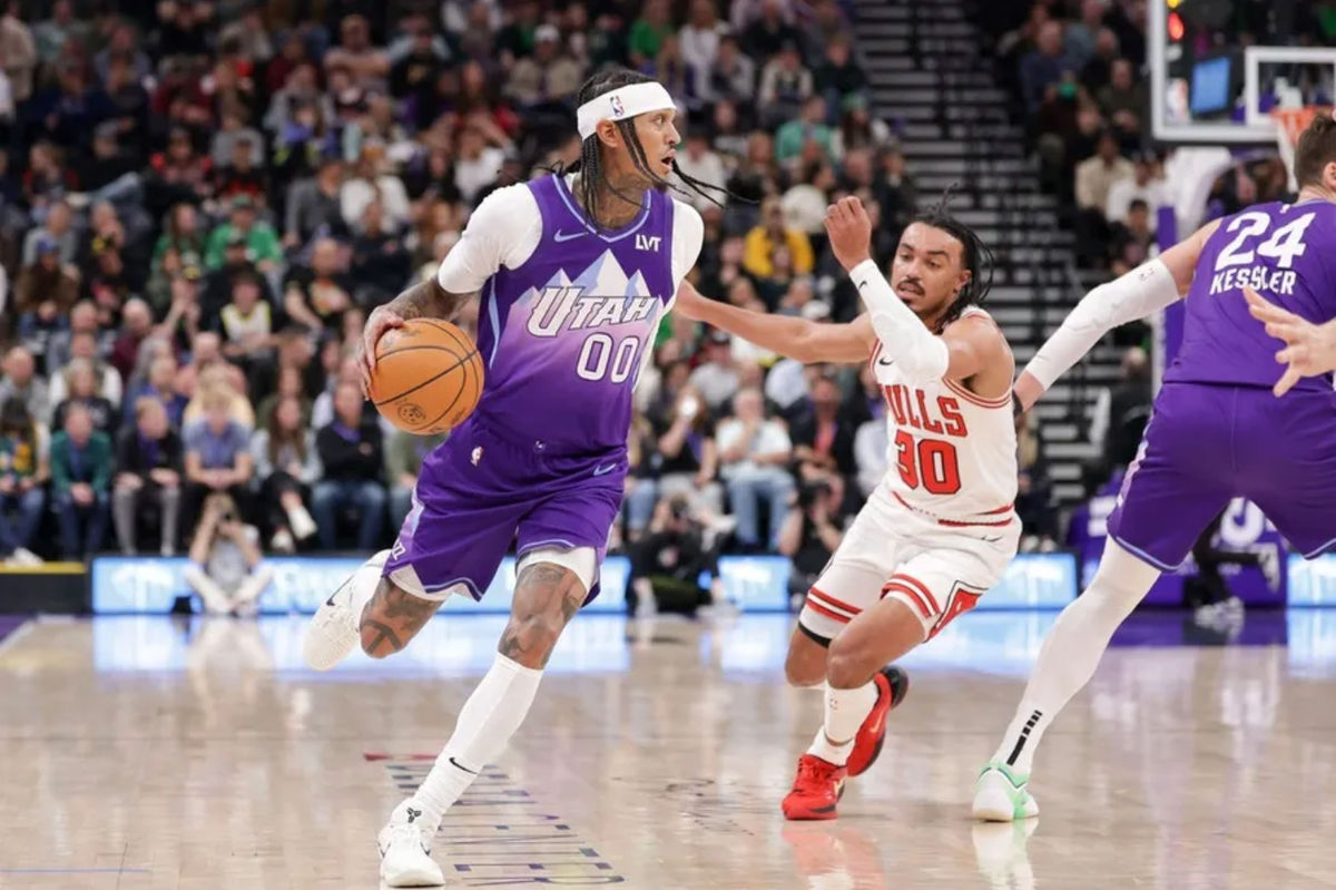 Mar 17, 2025; Salt Lake City, Utah, USA; Utah Jazz guard Jordan Clarkson (00) brings the ball up the court during the second quarter against the Chicago Bulls at Delta Center. Mandatory Credit: Chris Nicoll-Imagn Images