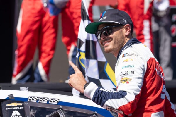 Hometown hero Kyle Larson looks to defend his Sonoma title