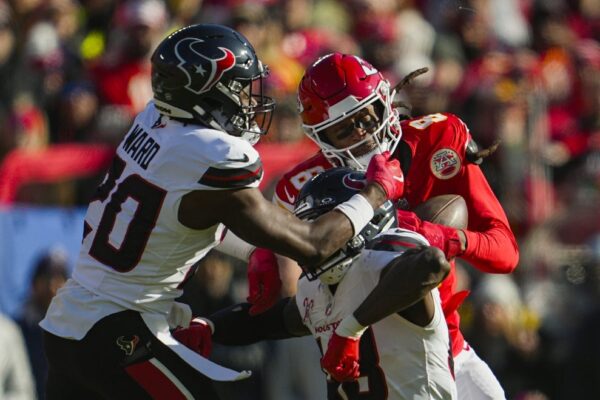 Texans taking S Jimmie Ward’s status ‘day by day’