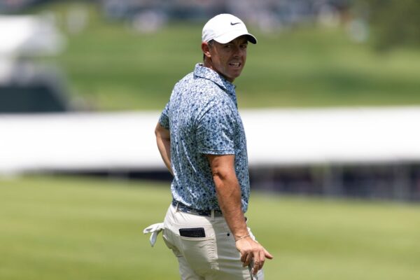 Rory McIlroy returns home, faces challengers aplenty at the Open