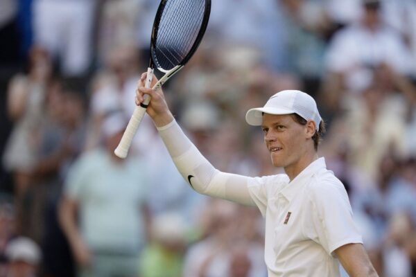 Jannik Sinner downs Carlos Alcaraz to earn first Wimbledon win