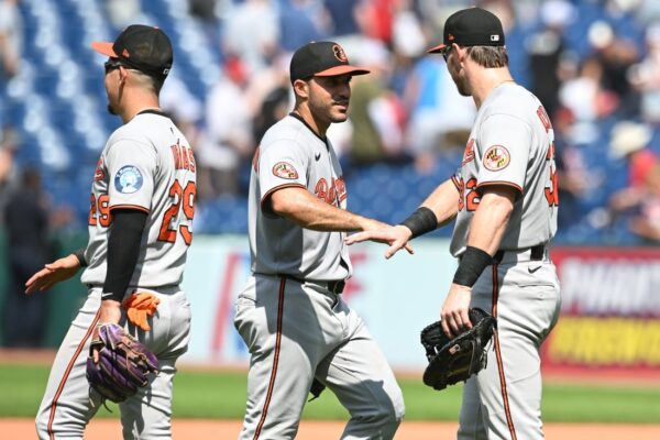 MLB roundup: Orioles avert 4-game sweep in Cleveland