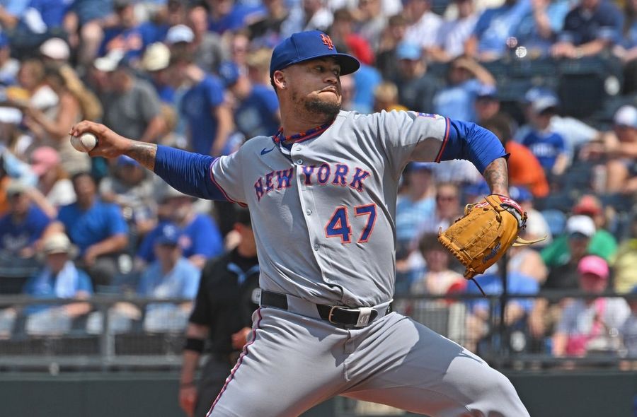 MLB: New York Mets at Kansas City Royals
