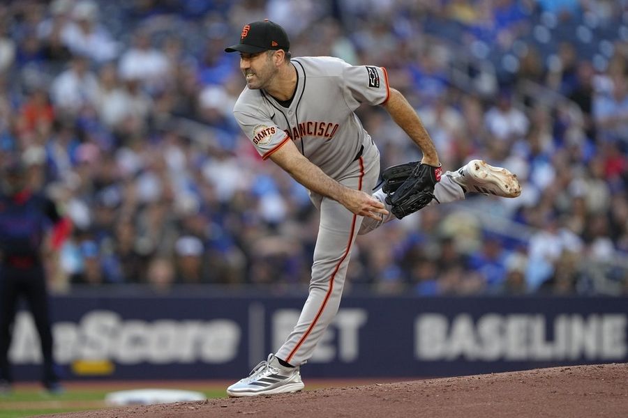 MLB: San Francisco Giants at Toronto Blue Jays