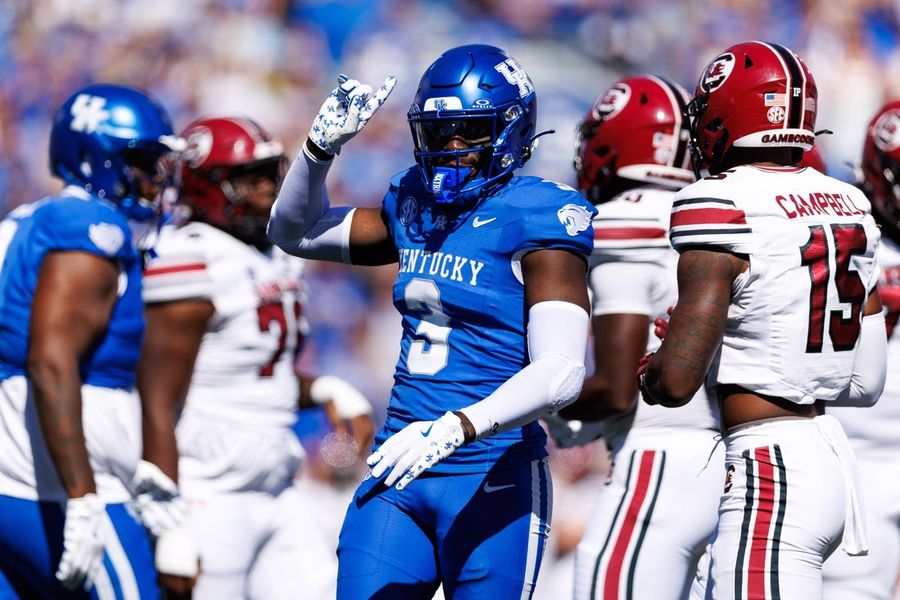 NCAA Football: South Carolina at Kentucky