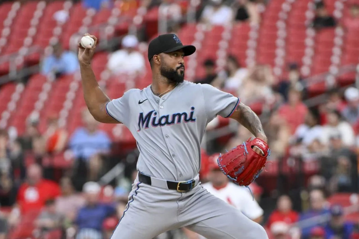 Jul 29, 2025; St. Louis, Missouri, USA; Miami Marlins starting pitcher Sandy Alcantara (22) pitches against the St. Louis Cardinals during the second inning at Busch Stadium. Mandatory Credit: Jeff Curry-Imagn Images